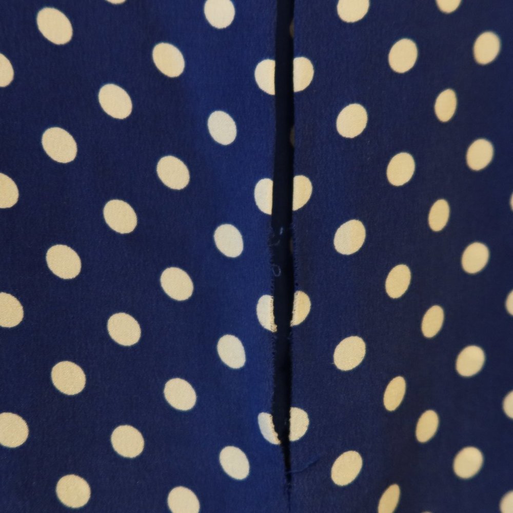 100% Silk Equipment Polka Dot Dress with Pockets - Picture 4 of 6